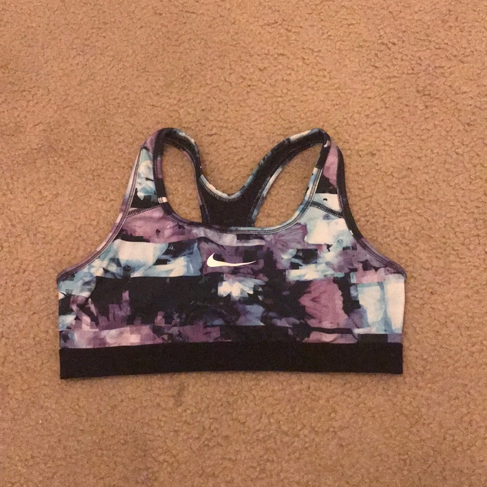 nike sports bra